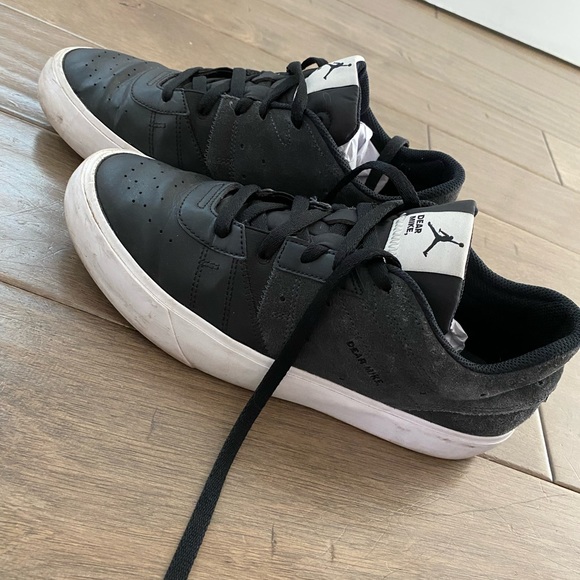 Nike Jordan Series .01 Dear Mike Anthracite - Picture 3 of 5